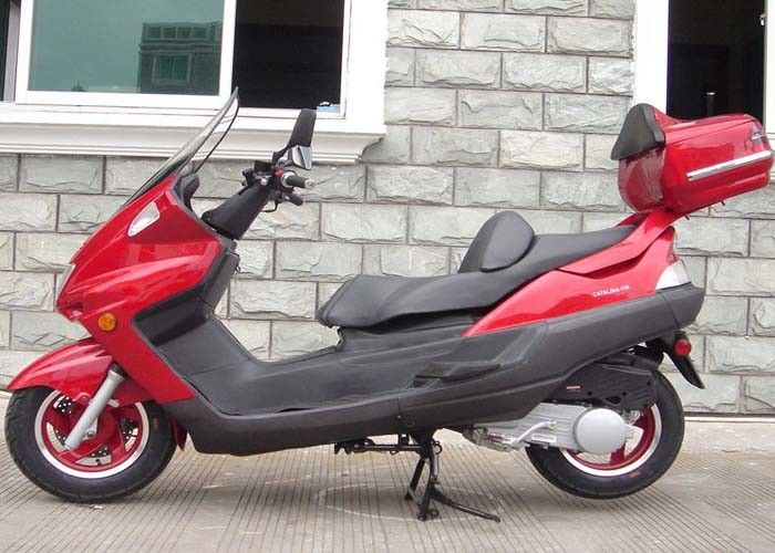 Red Motor Powered Scooter z hamulcem ręcznym, Motor Scooter 150cc z mocnym światłem