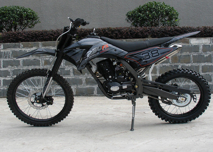 Apollo Style 250cc Dirt Bike Motorcycle Black z manualną skrzynią biegów 8L Oil Tank