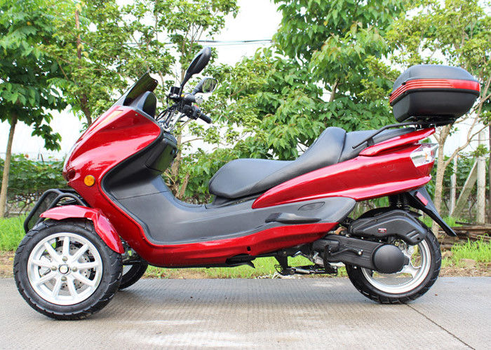 3-kołowy skuter motocyklowy 150 cm3 z silnikiem 8 KM 7,0 kW 7500 obr / min / tylnym pudłem
