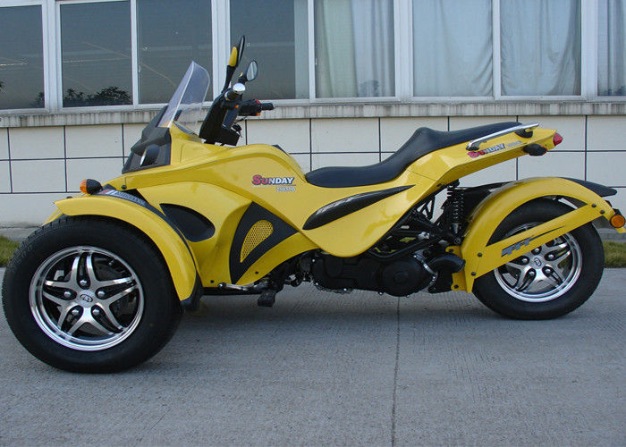 Tylny hamulec tarczowy Trójkołowy motocykl z dwoma przednimi kołami chłodzony wodą 4 suwami