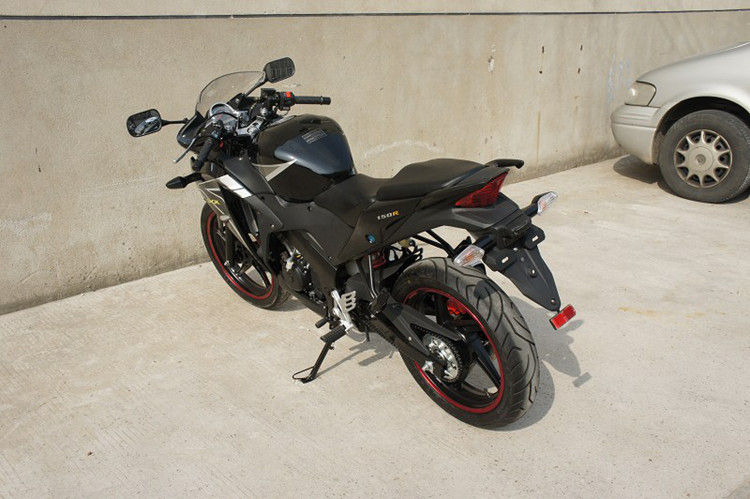 2-osobowy elektryczny motocykl dla dorosłych 250cc Standardowy motocykl z pojedynczym cylindrem
