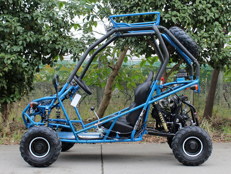 Wózek jezdniowy typu Go Kart z pojedynczym cylindrem o pojemności 110 cm3, prędkości maksymalnej 40 km / h