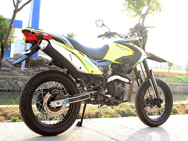 250cc Pojedynczy cylinder 4-skokowy chłodzony powietrzem motocykl Dirt Bike z napędem łańcuchowym
