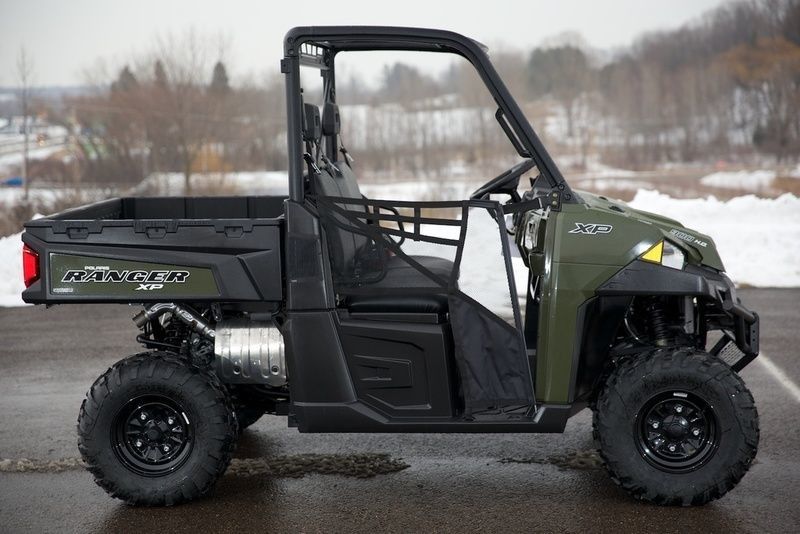 Polaris Ranger Xp 900 Sage Green Gas Utility Pojazdy z przednią szybą i drzwiami