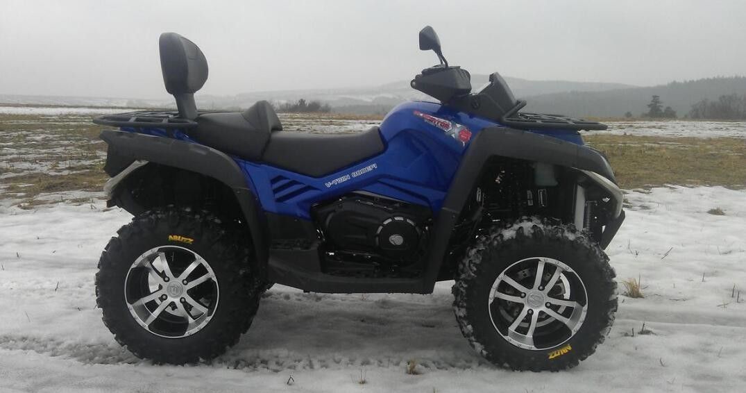 800cc V-Twin 4 Zawory 4 suwaki Sport Utility ATV 46kw 6700rpm z chłodzeniem wodnym