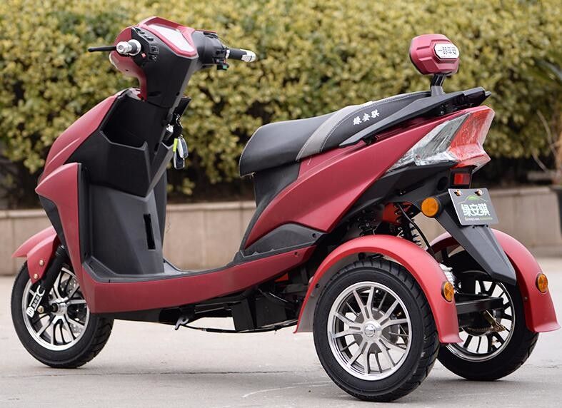 Brak Fall 3 Wheel Scooter Motorcycle 60v 800w Max Speed ​​50 - 60km / H
