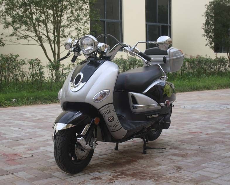 Skutery elektryczne z napędem gazowym 150cc dla dorosłych z tylnym bębnem na przednią tarczę